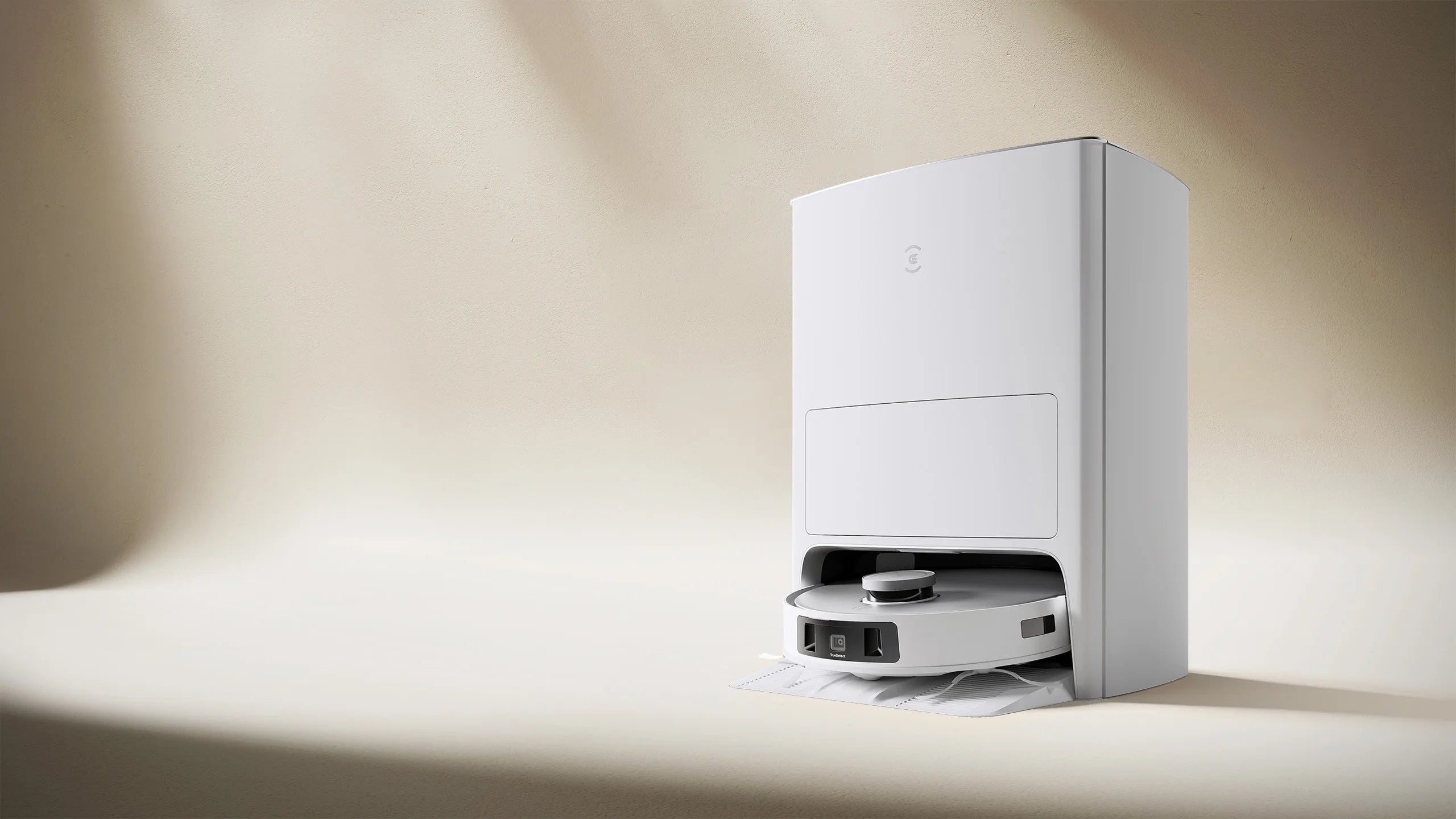 Deebot T20 Omni - Tự giặt giẻ, lực hút 7.100 Pa
