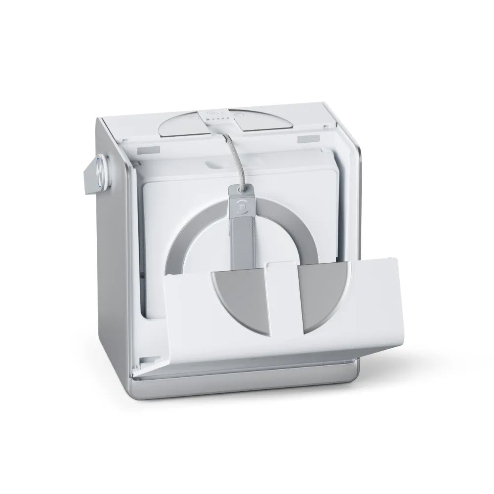 WINBOT W2 PRO OMNI thu dây tự động, phun sương 3 vòi