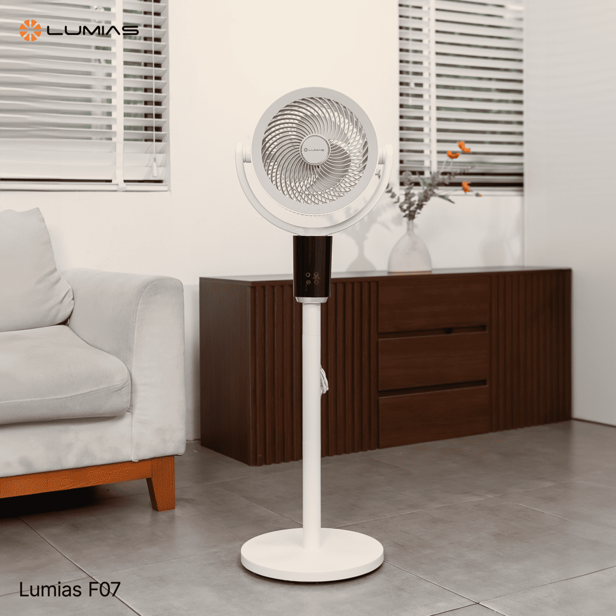 Quạt đối lưu Lumias F07 có đảo gió 360°