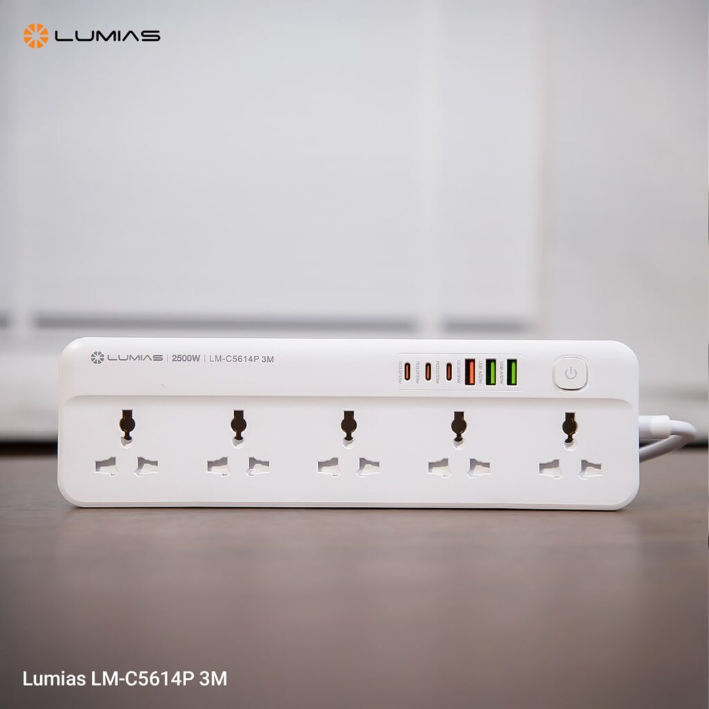 Ổ điện đa năng Lumias LM-C5614P 3M phù hợp cho gia đình, văn phòng, bàn làm việc hoặc khu vực cần sạc nhiều thiết bị cùng lúc