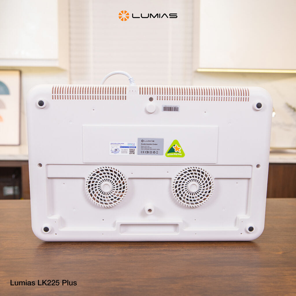 Sản phẩm có tổng công suất 3500W, gồm bếp trái 2000W và bếp phải 1500W