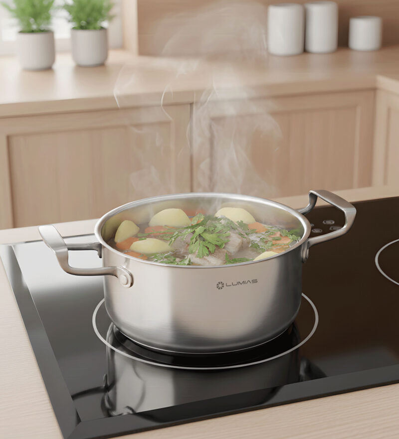 Bộ sản phẩm có nhiều kích thước, giúp người dùng linh hoạt hơn khi nấu từng món ăn khác nhau.
