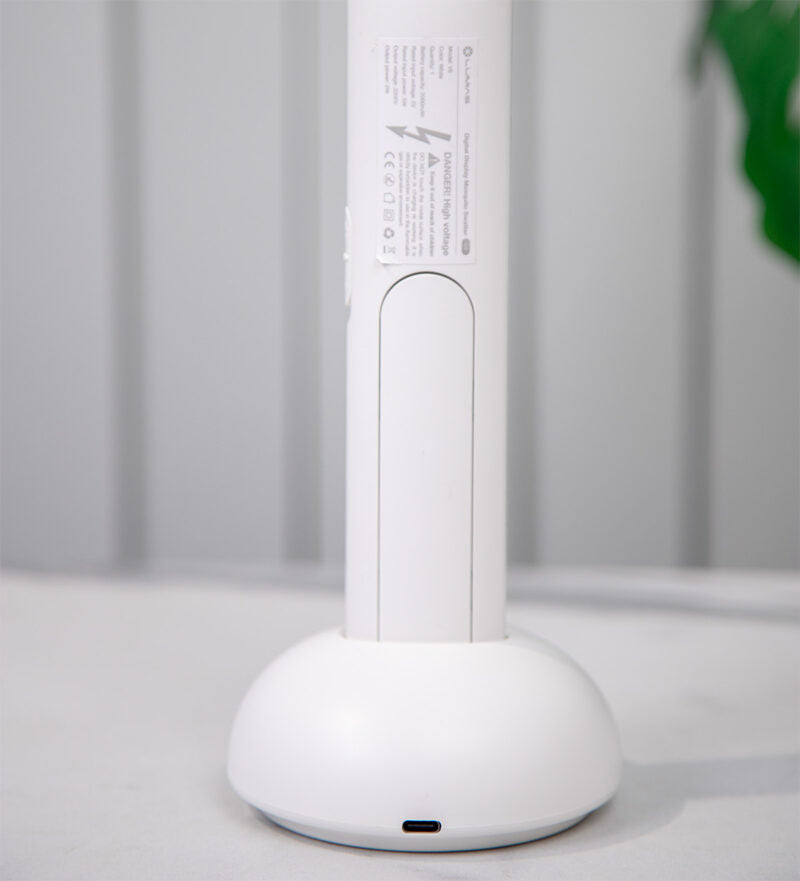 Vợt bắt muỗi Lumias V6 có màn hình LED hiển thị pin