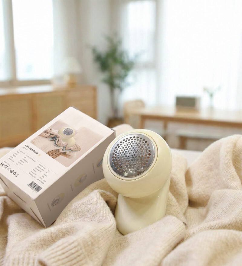Máy cắt lông quần áo Lumias C1 phù hợp với người muốn làm gọn bề mặt áo