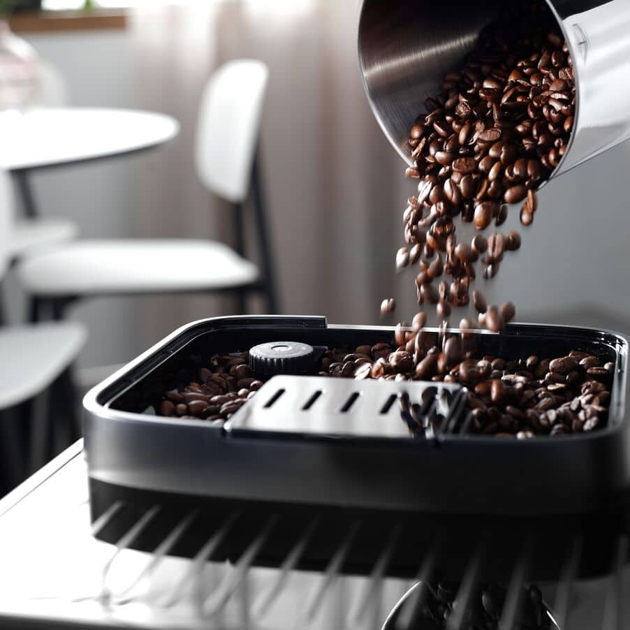 Delonghi ECAM290.81.TB hỗ trợ espresso, coffee, long, cappuccino, latte macchiato, MyLatte và nước nóng với công nghệ LatteCrema Hot. 