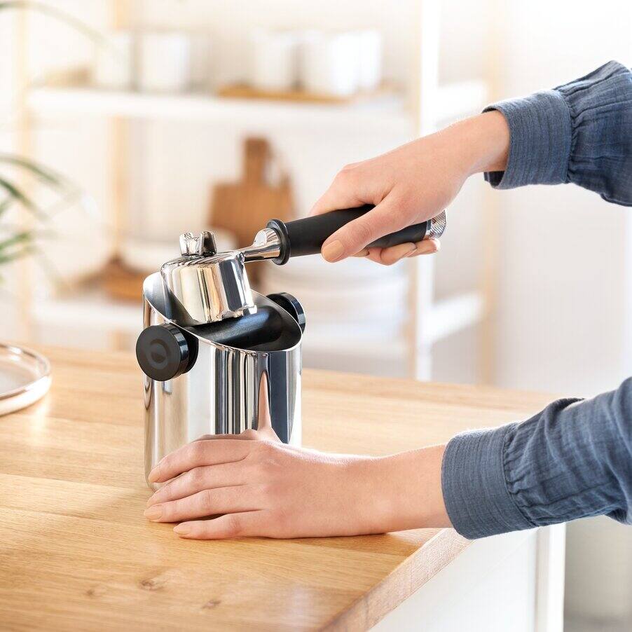 Thùng đập bã cà phê DeLonghi DLSC059 - Gõ bã espresso gọn

