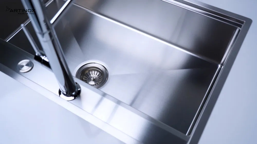 Chậu bếp NEWGO NA830 sử dụng inox AISI 304 18/10
