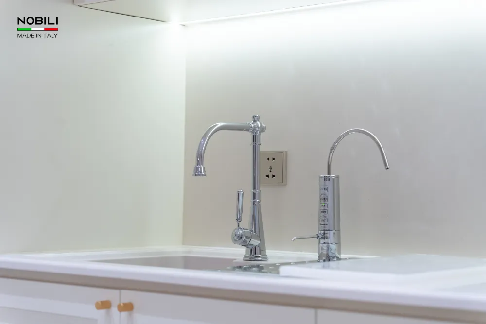 Vòi bếp Nobili CHARLIE NB254 cao 245mm