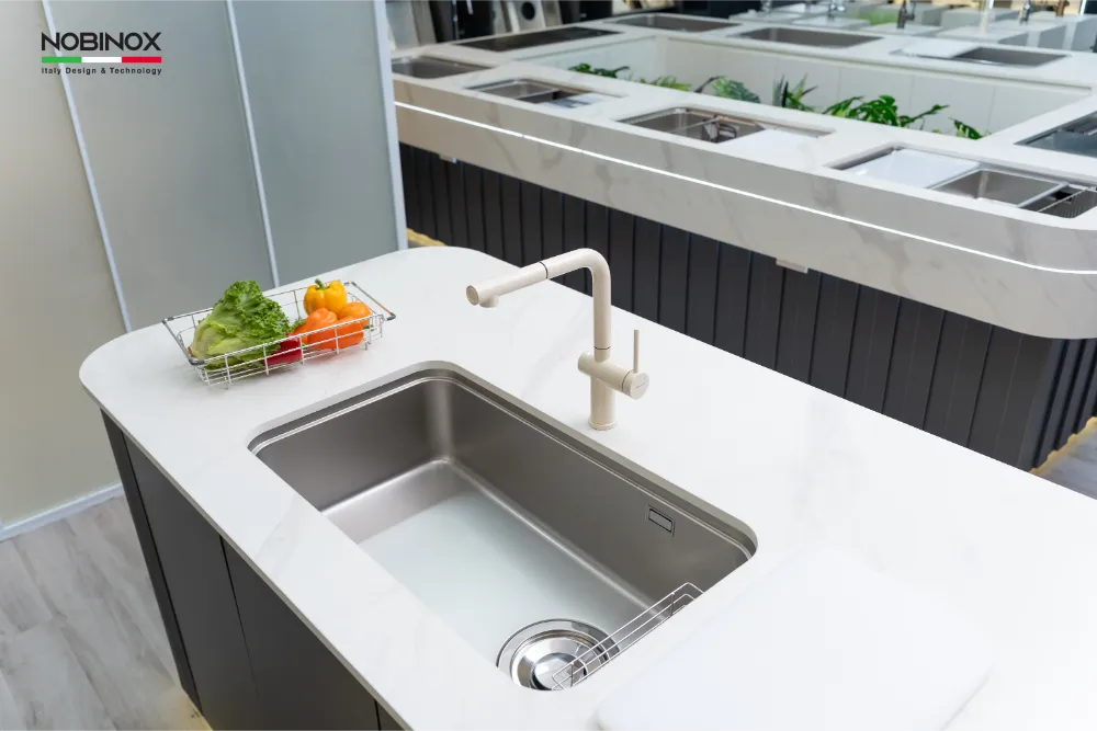 Vòi bếp BIANCO NX602 dây rút nóng lạnh, nút bấm thông minh
