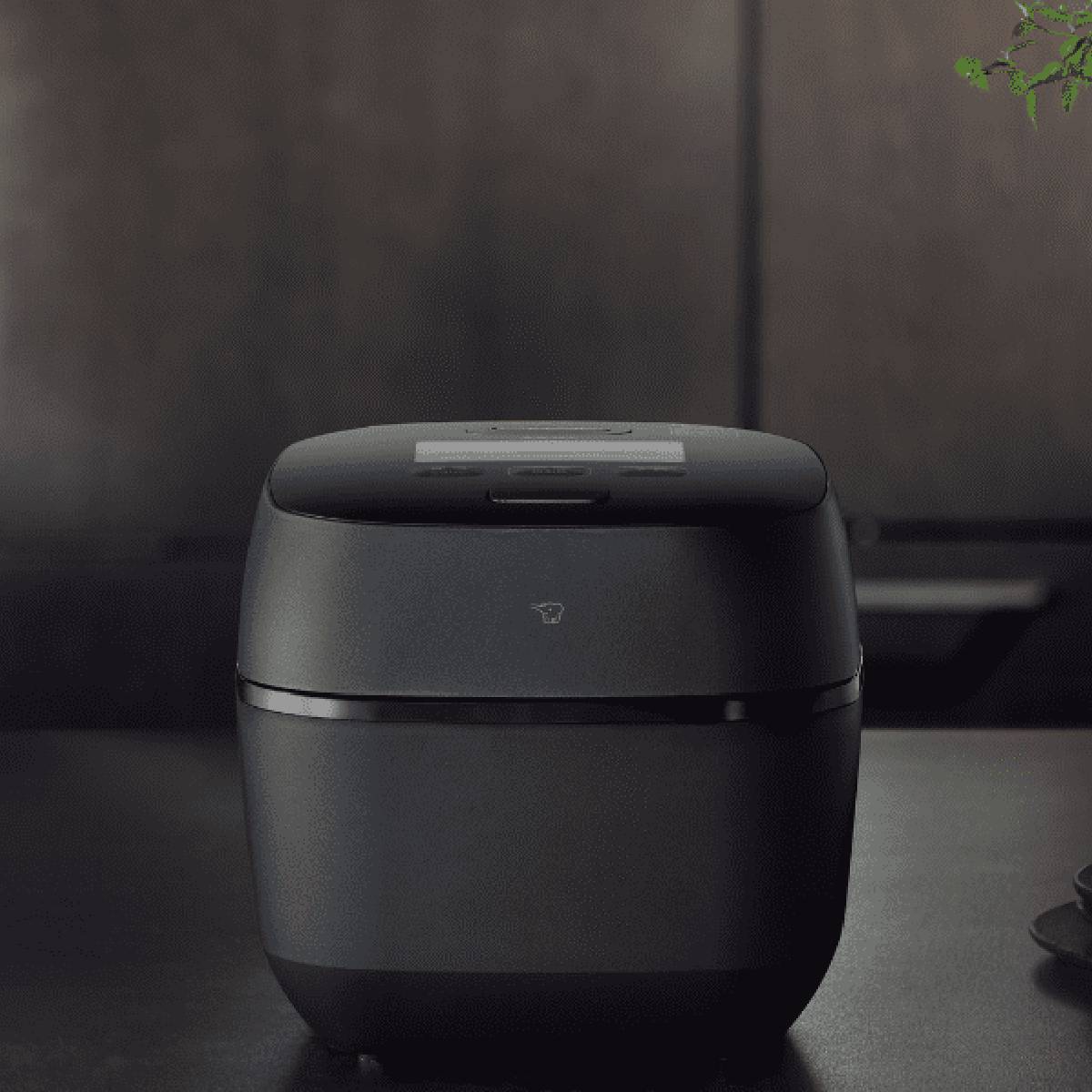 nồi cơm điện Zojirushi NX-AA18 màu đen